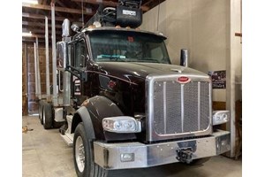 2015 Peterbilt 567  Truck-Log